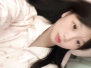 自拍给小伙看